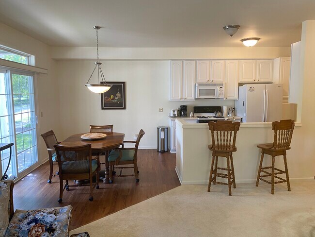 Rincón para comer - 1075 Alameda Blvd