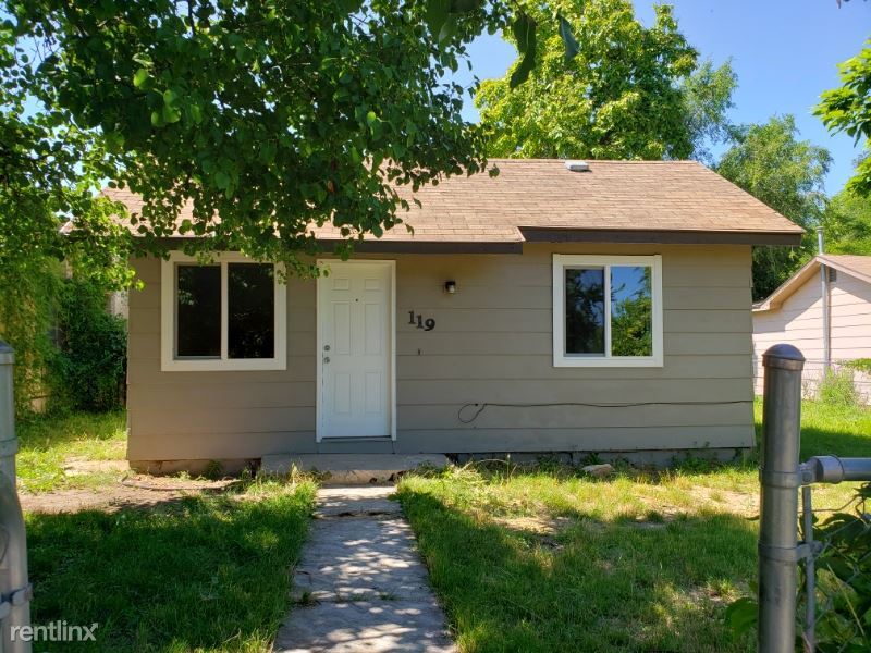 Primary Photo - 3 br, 1 bath House - 119 20th Ave S