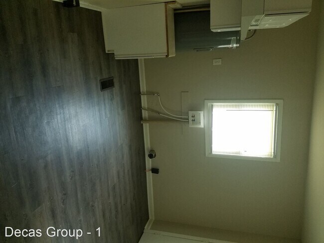 Building Photo - 2 br, 1 bath House - 4509 40th Pl N