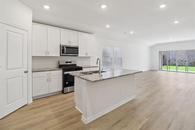 Foto del edificio - 2230 Currents Rd