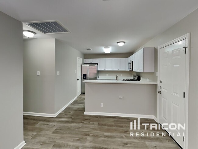 Building Photo - 2746 Spring Dusk Dr