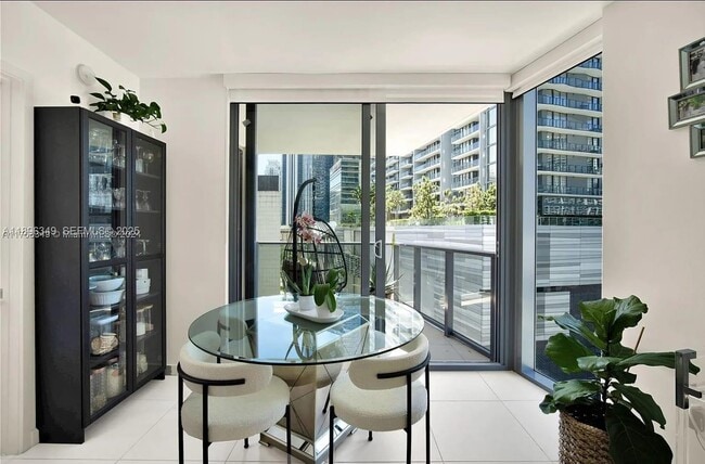 Foto del edificio - 31 SE 6th St