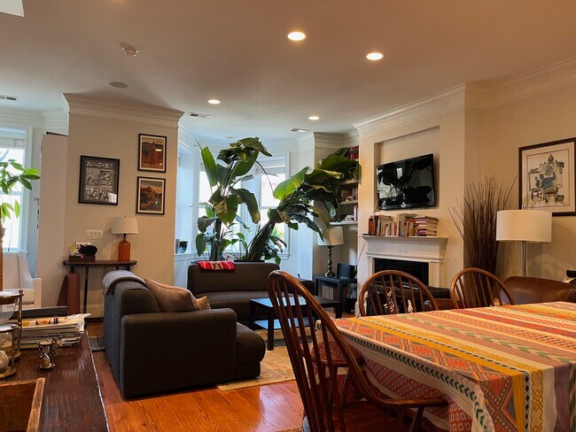 Building Photo - 1707 13th St NW