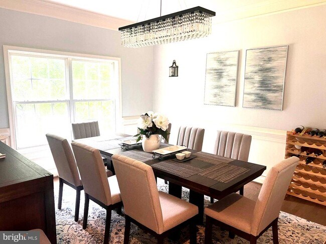 Foto del edificio - 5709 Greenview Ln