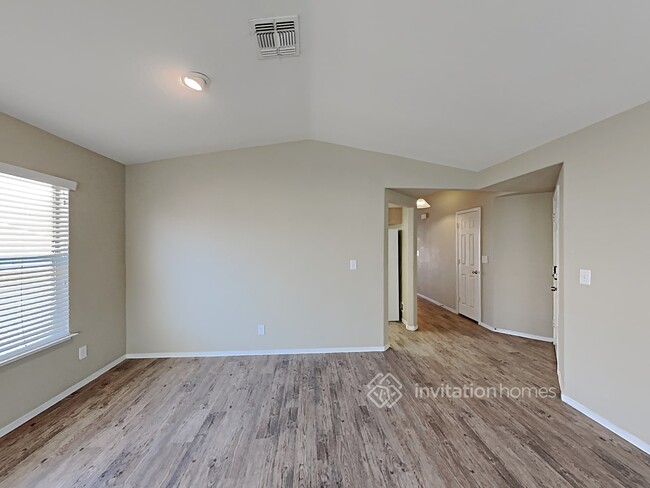Building Photo - 7124 W Yacht Landing Dr
