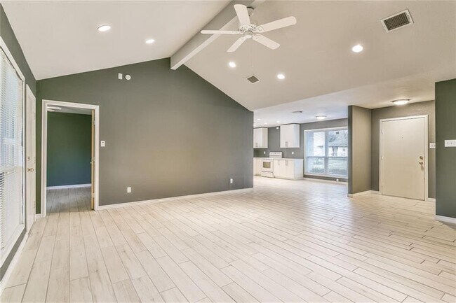 Building Photo - 10427 Eagle Glen Dr