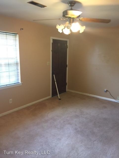 Building Photo - 2 br, 1 bath House - 1623 Wharton Avenue