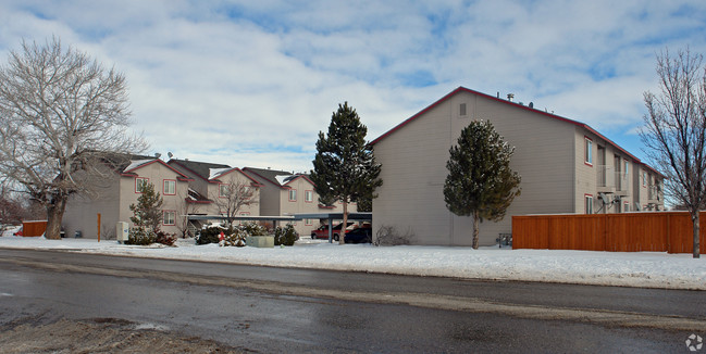 Primary Photo - Greens Place