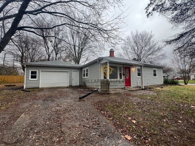 Building Photo - Big Lawrence 4 Bedroom Corner Lot!