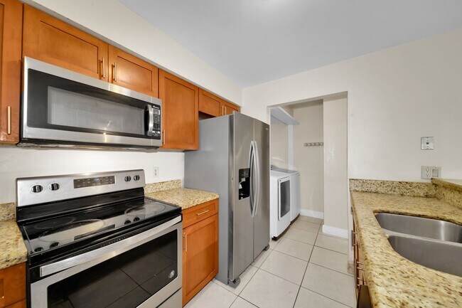 Foto del edificio - 4033 SW 68th Way