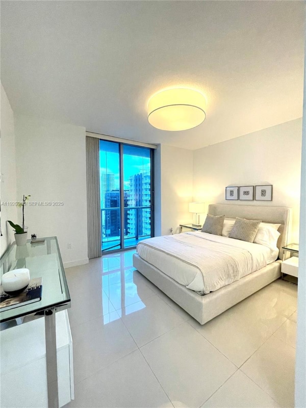 Photo - 79 SW 12th St Apartment