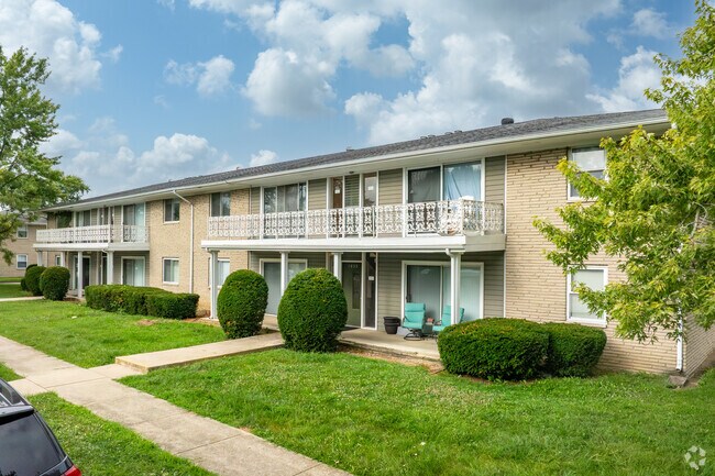 Alternar - Come home to Park Forest today!