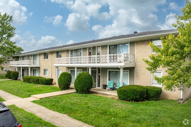 Alternar - PARK FOREST APARTMENTS