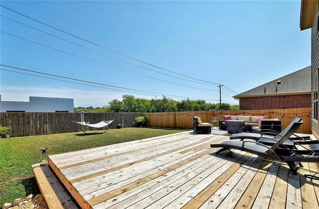 Building Photo - 514 Travertine Trail