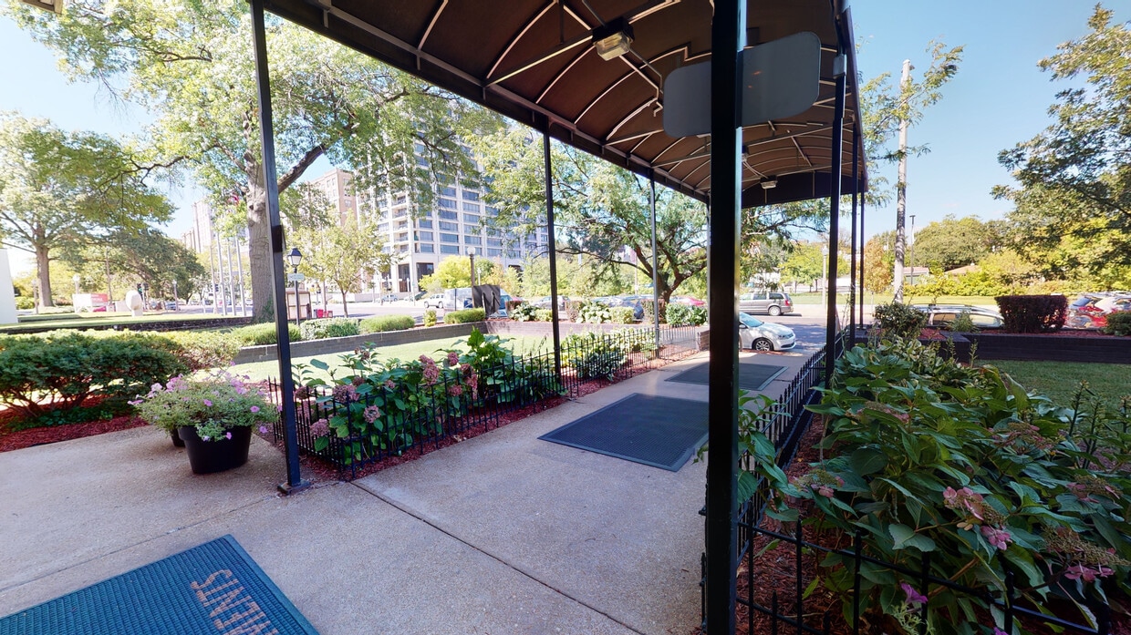 Photo - Jackson Arms Apartments