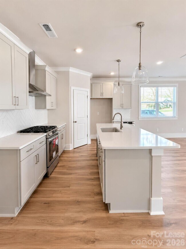 Foto del edificio - 4630 Dogwood Pl