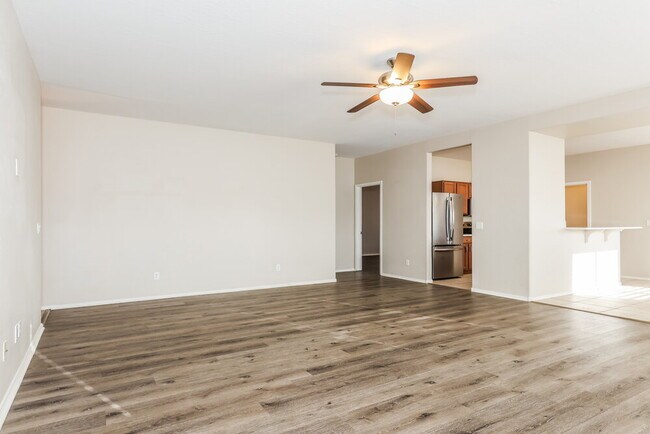 Foto del edificio - 119 Mountain View Rd