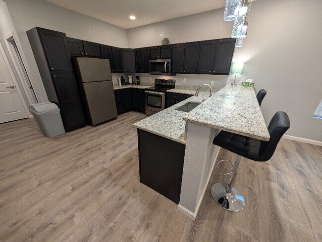 Building Photo - 118 Canadian St