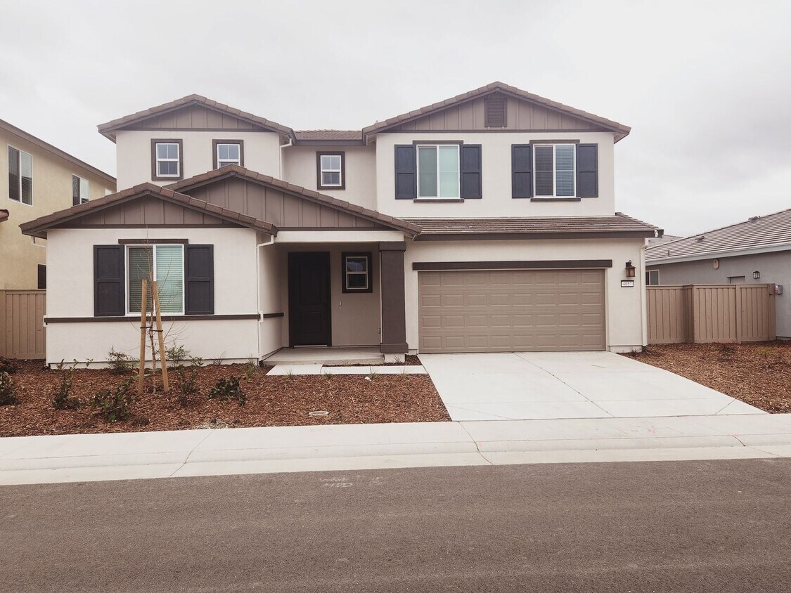 5 br, 3.5 bath House 4057 Expedition Lane House Rental in Roseville, CA