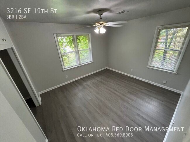 Foto del edificio - 3216 SE 19th St