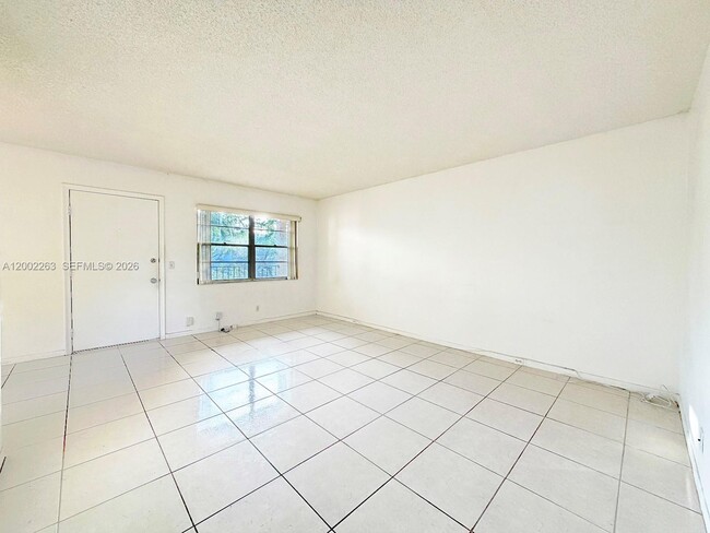 Building Photo - 251 SW 134th Way