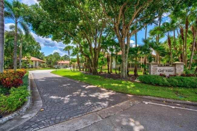 Foto del edificio - 618 Brackenwood Cove