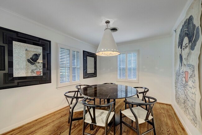 Foto del edificio - 3422 Norris Dr