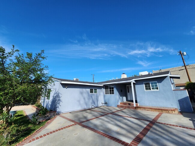 Foto del edificio - 12549 Barbara Ann St