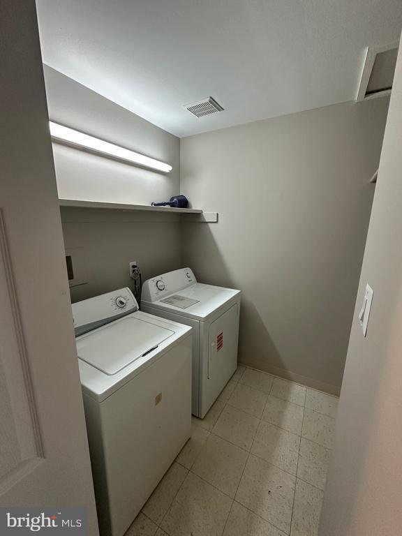 Foto del edificio - 18204 Delaire Landing Rd