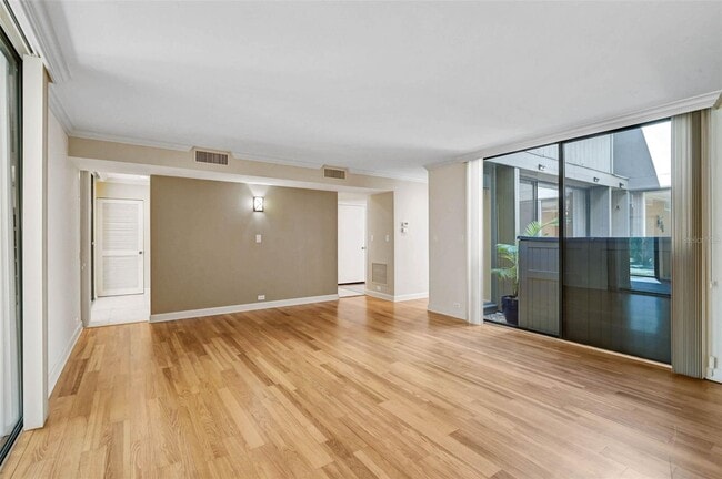 Building Photo - 304 Pine Run Dr