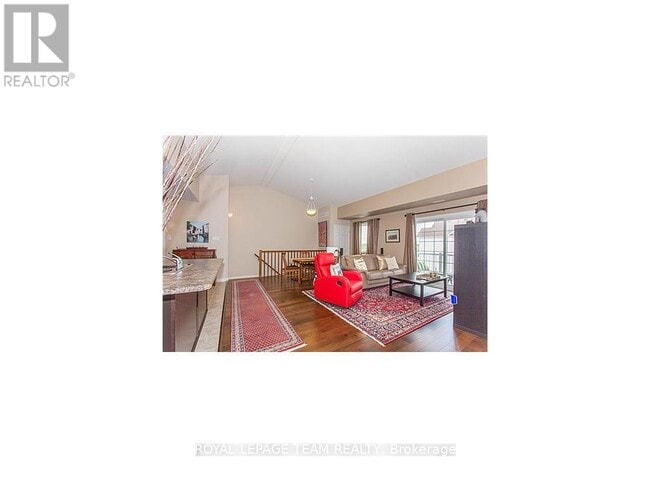 Photo du bâtiment - 100 Artesa Private