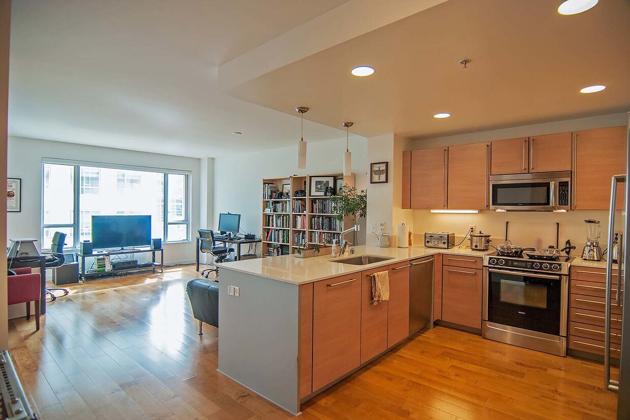 Primary Photo - SOMA Grand Condo with Amenities near Downtown