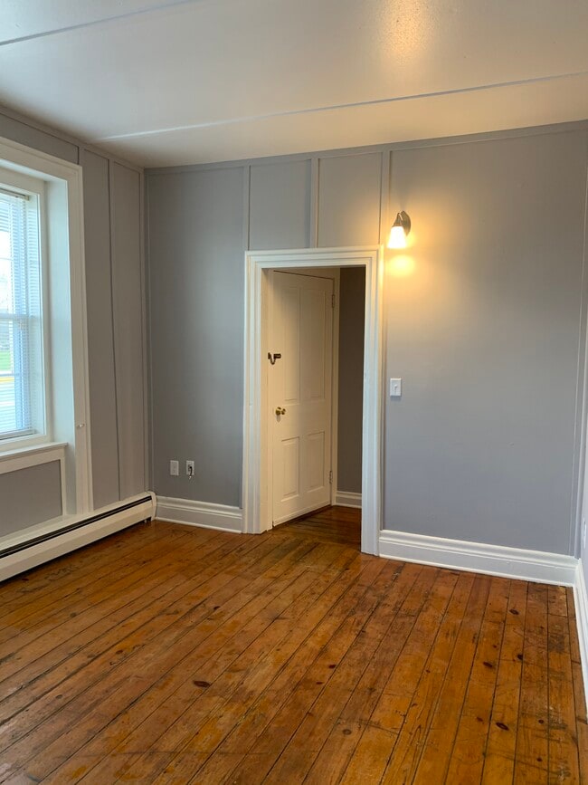 Living Room - 126 N Main St