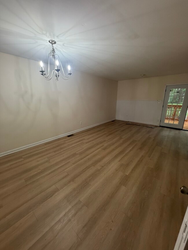 Building Photo - 936 Hearthridge Ct