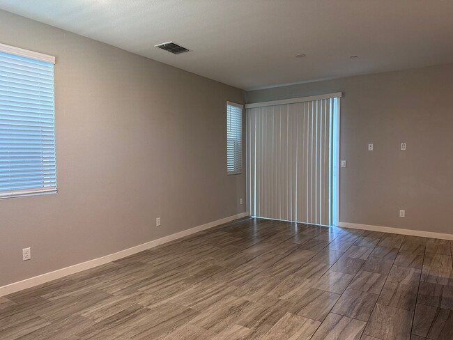 Foto del edificio - The Cove - Natomas 2 Story 3 bed 3 full baths