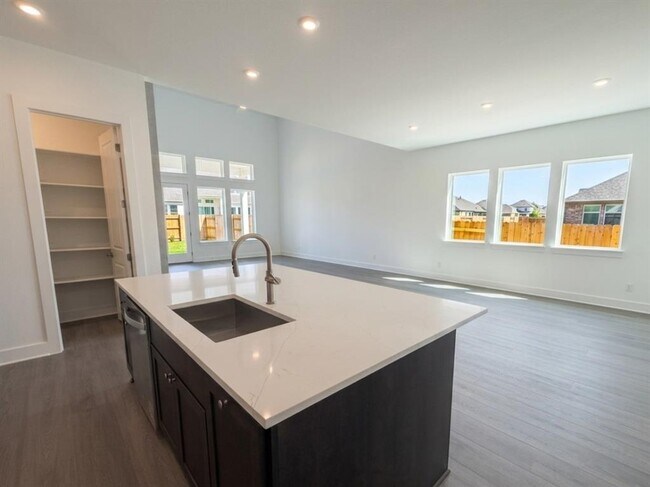 Foto del edificio - 1417 Wild Juniper Ln