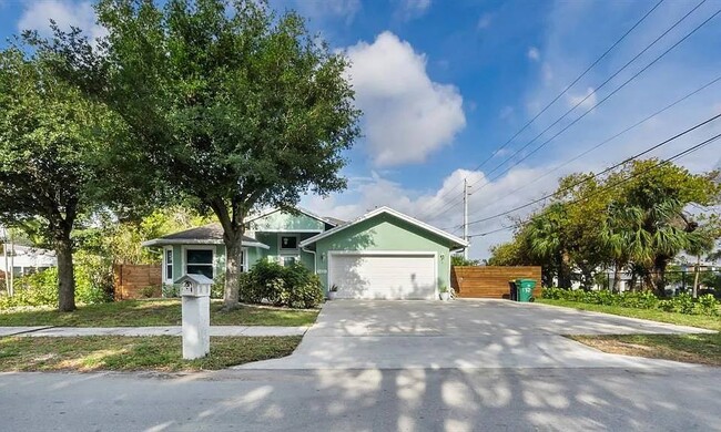 Photo - 4521 SW 25th Ave House