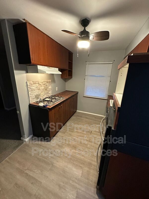 Foto del edificio - 12322 Garland Ave