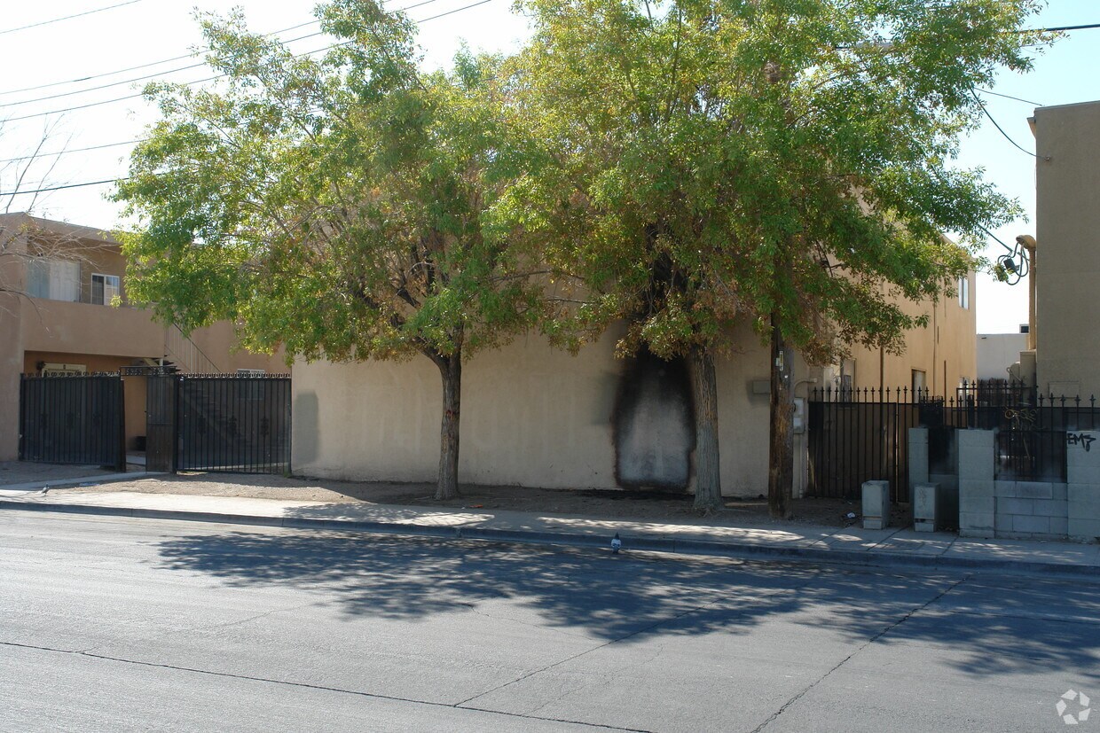 Building Photo - 1309 N 23rd St