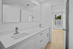 Building Photo - 9354 Arborwood Cir