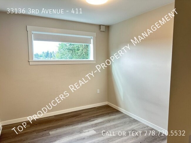 Building Photo - 2 Bedroom Apartment