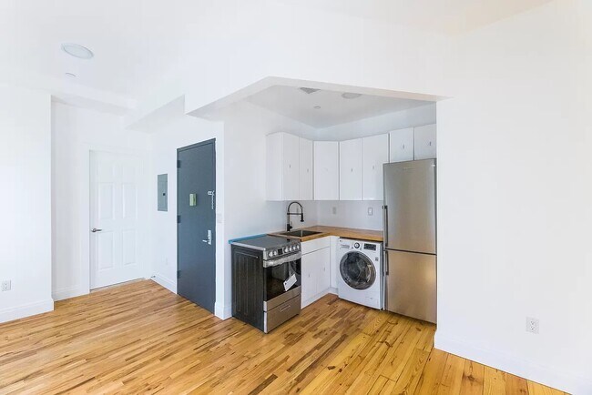 Foto del edificio - 512 W 171st St