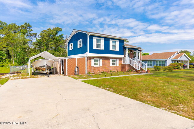 Building Photo - 213 9 Mile Rd