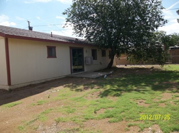 Building Photo - 8700 E Sommer Dr