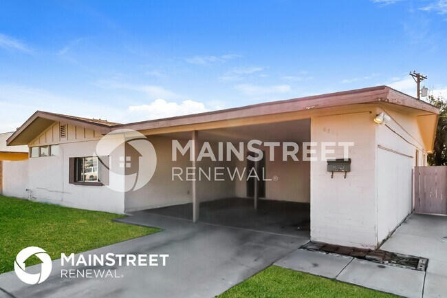 Foto del edificio - 6211 W Indianola Ave