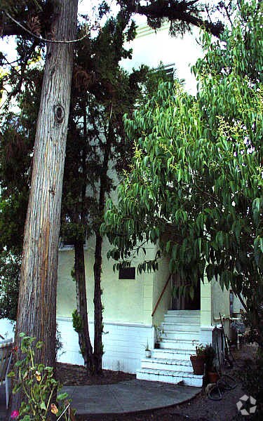 Foto del edificio - 918 Mission Ave