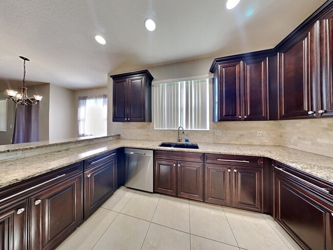 Building Photo - 934 Tramells Trail
