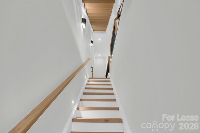 Foto del edificio - 142 Mattoon St