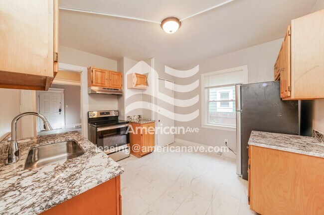Foto del edificio - 339 W Calthrop Ave