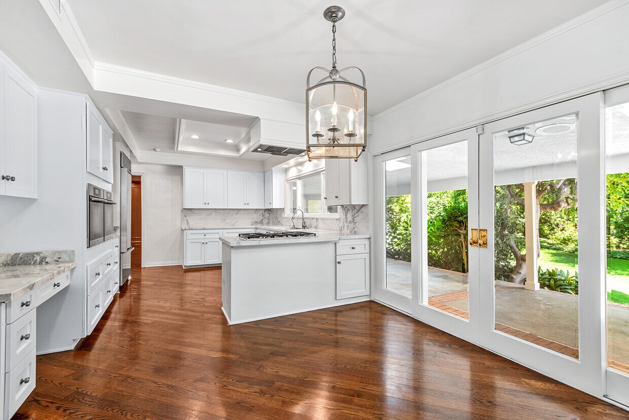 Foto principal - 374 Homewood Rd